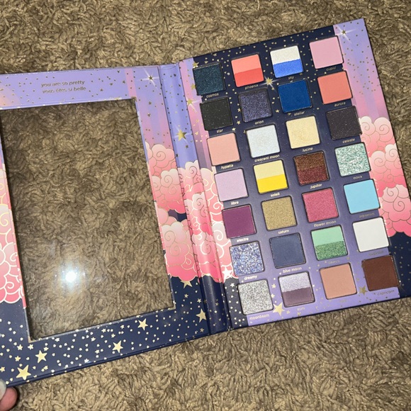 new Pacifica Stellar Gaze eye shadow palette mineral eye shadows Beauty book - Picture 10 of 11